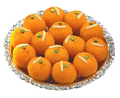 Jalali Wale Gazak's & Sweets