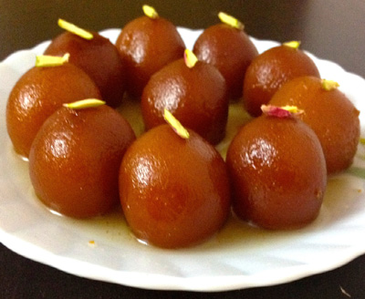 Moong Dal Burfi Jalali Wale's Gazak And Sweets Madar Gate Aligarh