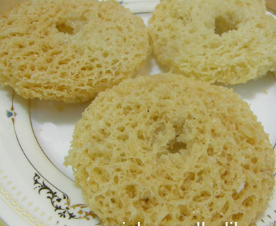 Munda_safed_ghevar Jalai Wale Gazak's and Sweets Madar Gate Aligarh