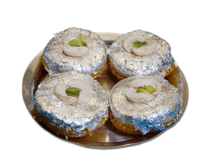 Jalali Wale Gazak's & Sweets