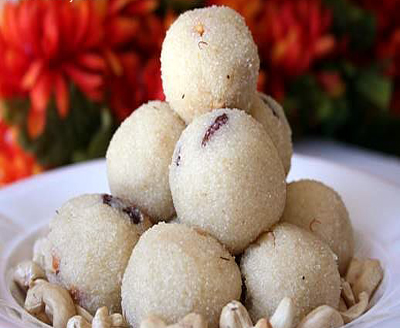 Khoya Laddo Jalali Wale Gazak's and Sweet Aligarh