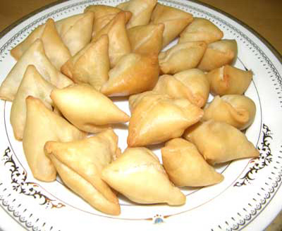 Mini Samosa Jalali Wale Gazak's and Sweet Aligarh